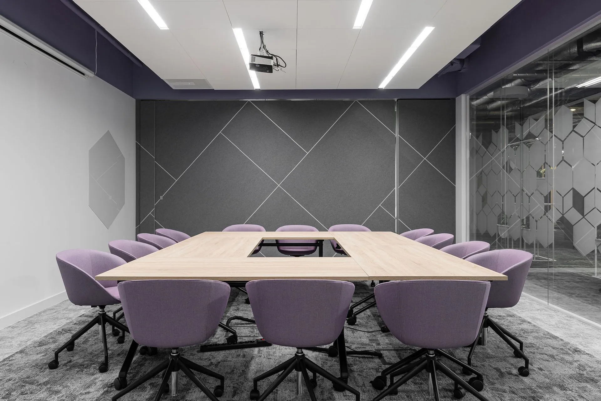 texfel-con-scanalature-fresate-verticali-orizzontali-o-geometriche