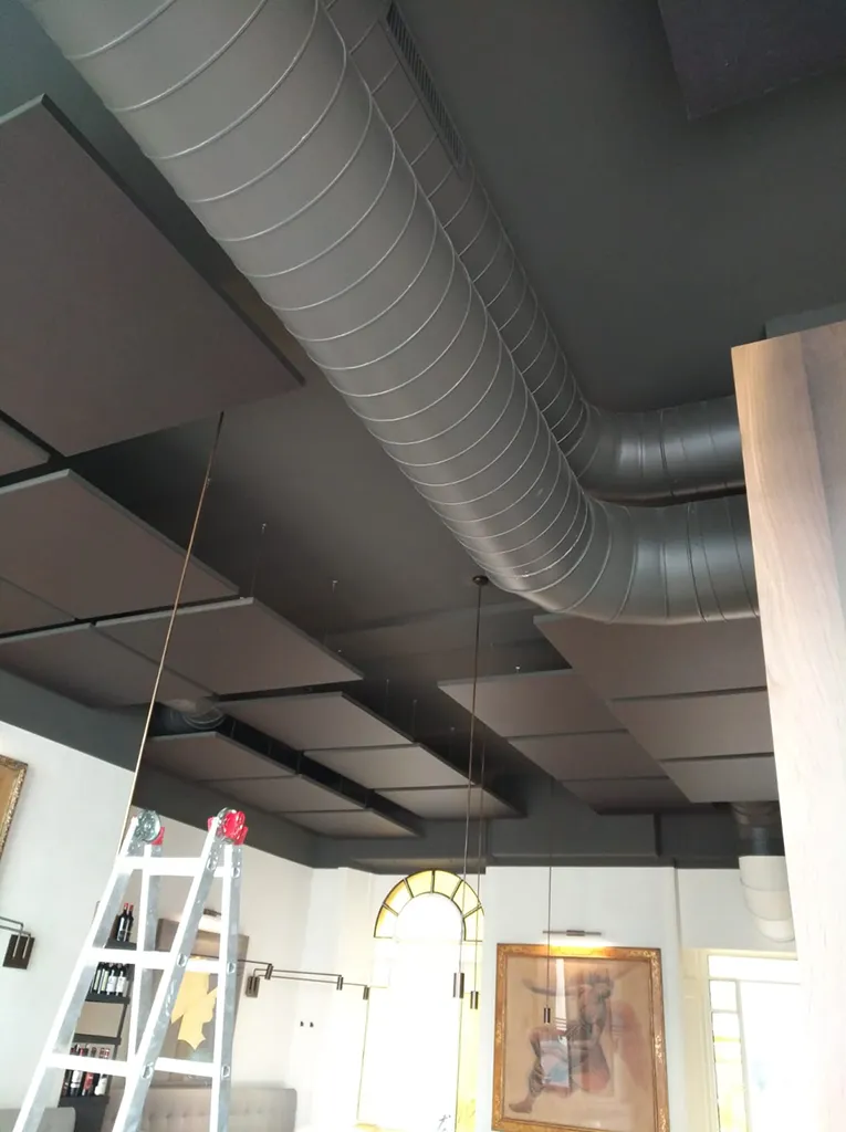 sound-absorbing-panels-crema-theatre-8