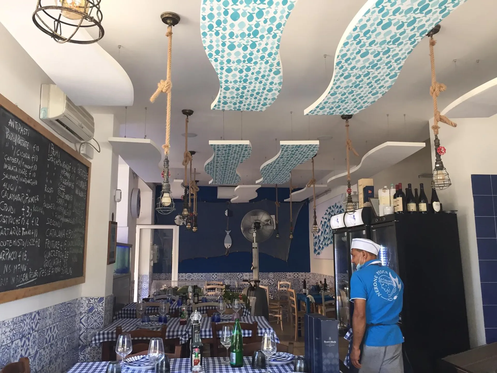 soundproofing-of-restaurants-pubs-and-venues